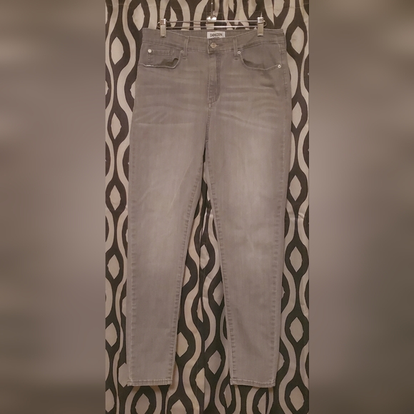 🌕 NWOT Levi's Gray Denizen High Rise Skinny Jeans Size W32 L30 - Picture 3 of 10